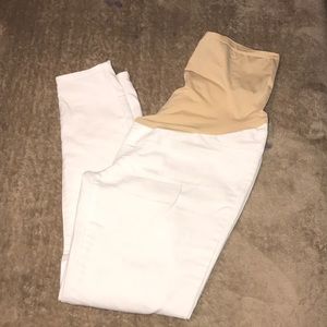White jeans #maternity